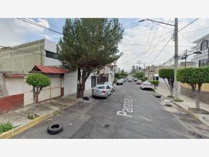Casa en venta en San Pedro Zacatenco, Gustavo A. Madero — foto 2 de 10