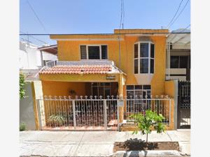Casa en venta en Jardines del Nilo, Guadalajara — foto 3 de 5