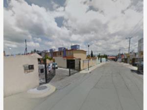 Casa en venta en Los Sauces III, Toluca — foto 3 de 4