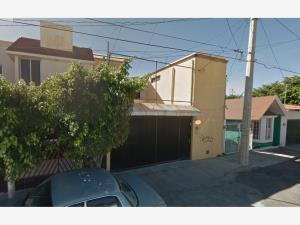 Casa en venta en Valle Residencial los Girasoles, Celaya — foto 2 de 14