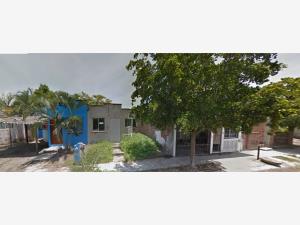 Casa en remate en Llanos de San José, Tecomán, Colima