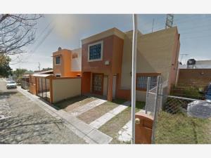 Casa en venta en Villa Izcalli Caxitlan, Villa de Álvarez — foto 2 de 15