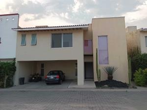 Casa en venta en Jose G Parres, Jiutepec, Morelos