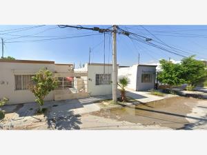 Casa en venta en Valles del Nazas, Torreón — foto 2 de 10