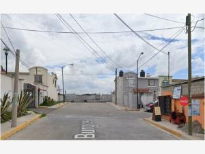 Casa en venta en URBI Villa del rey, Huehuetoca — foto 2 de 4