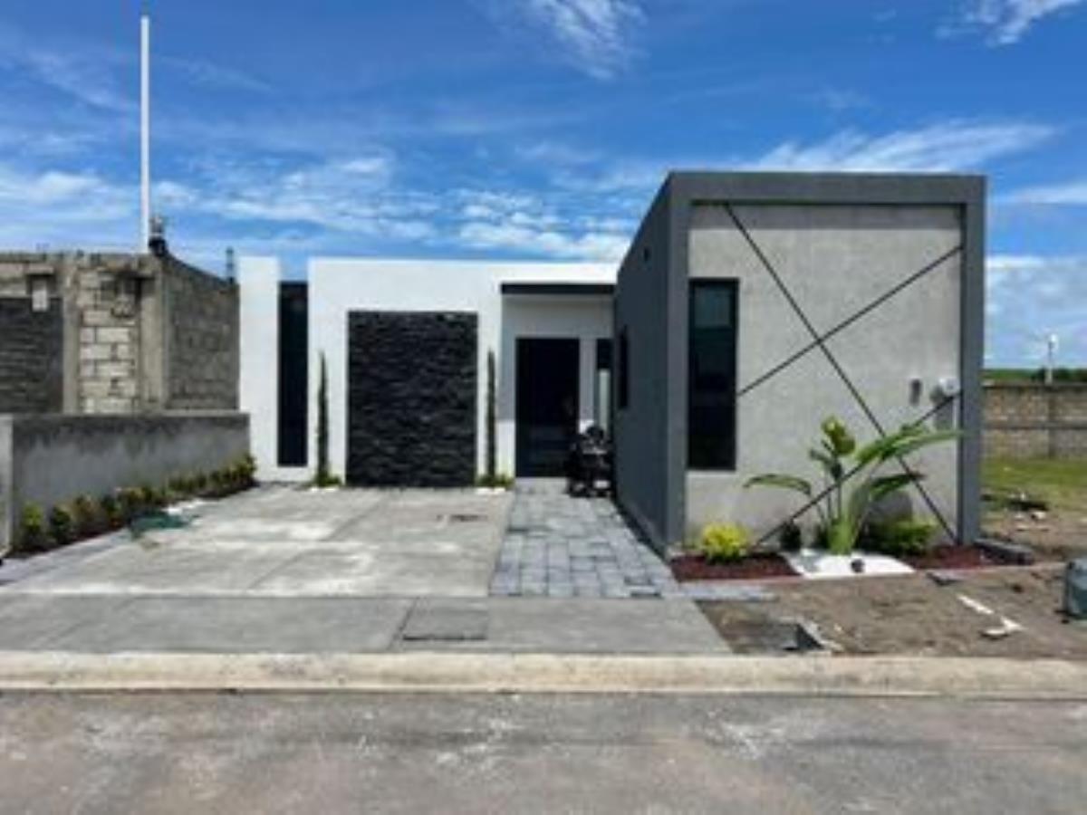 Casa en venta en Luis Donaldo Colosio, Martínez de la Torre