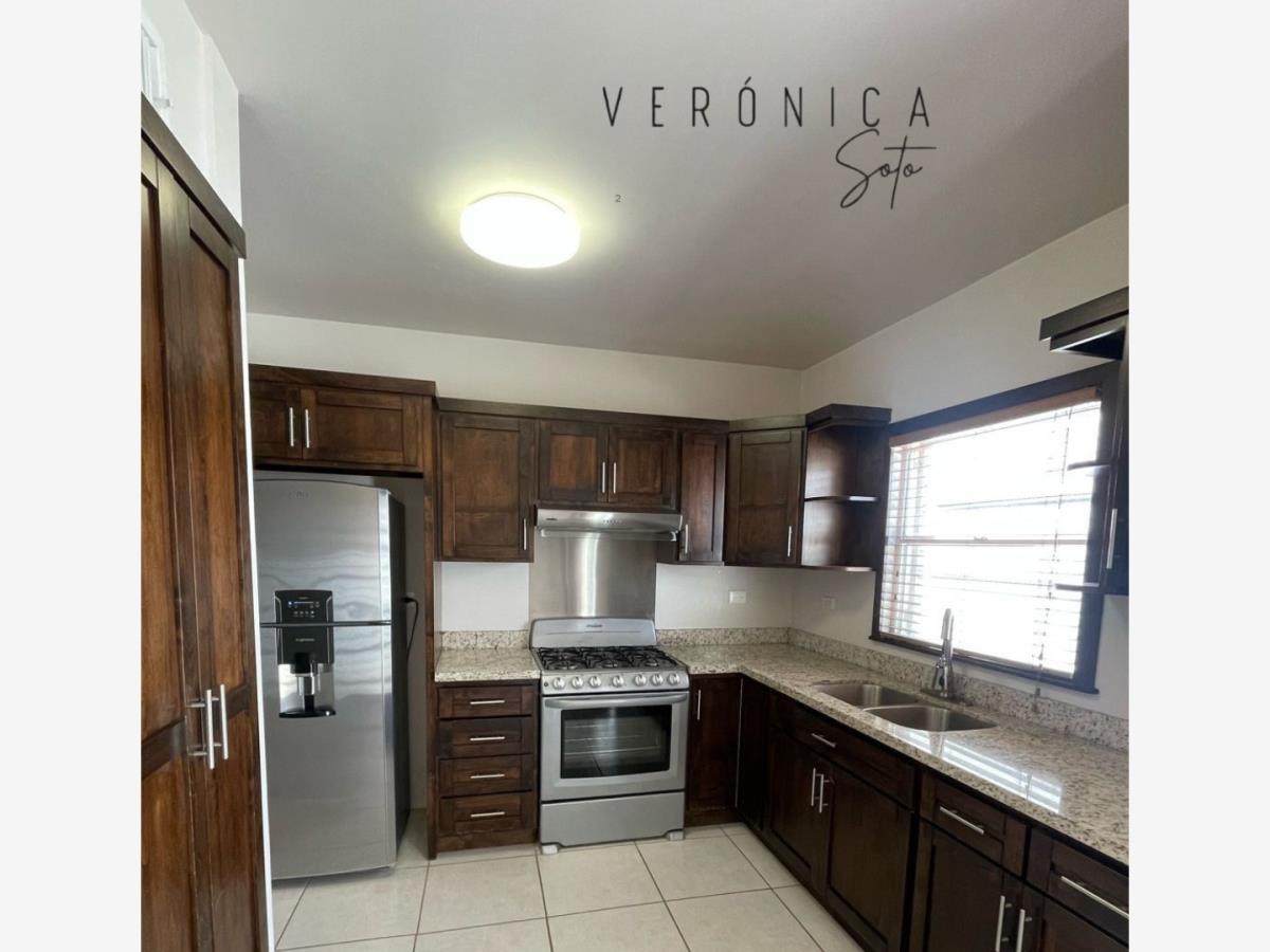 Casa en renta en Distrito Brescia, Juárez — foto 1 de 18