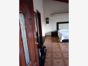 Casa en venta en Bosques de Cuernavaca, Cuernavaca — foto 2 de 33