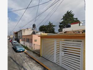 Casa en venta en Celanese, Toluca — foto 3 de 17