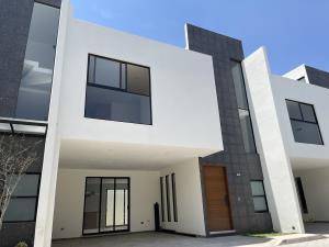 Casa en venta en Cuayantla, San Andrés Cholula, Puebla