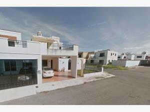 Casa en venta en Gran Santa Fe, Mérida — foto 2 de 18