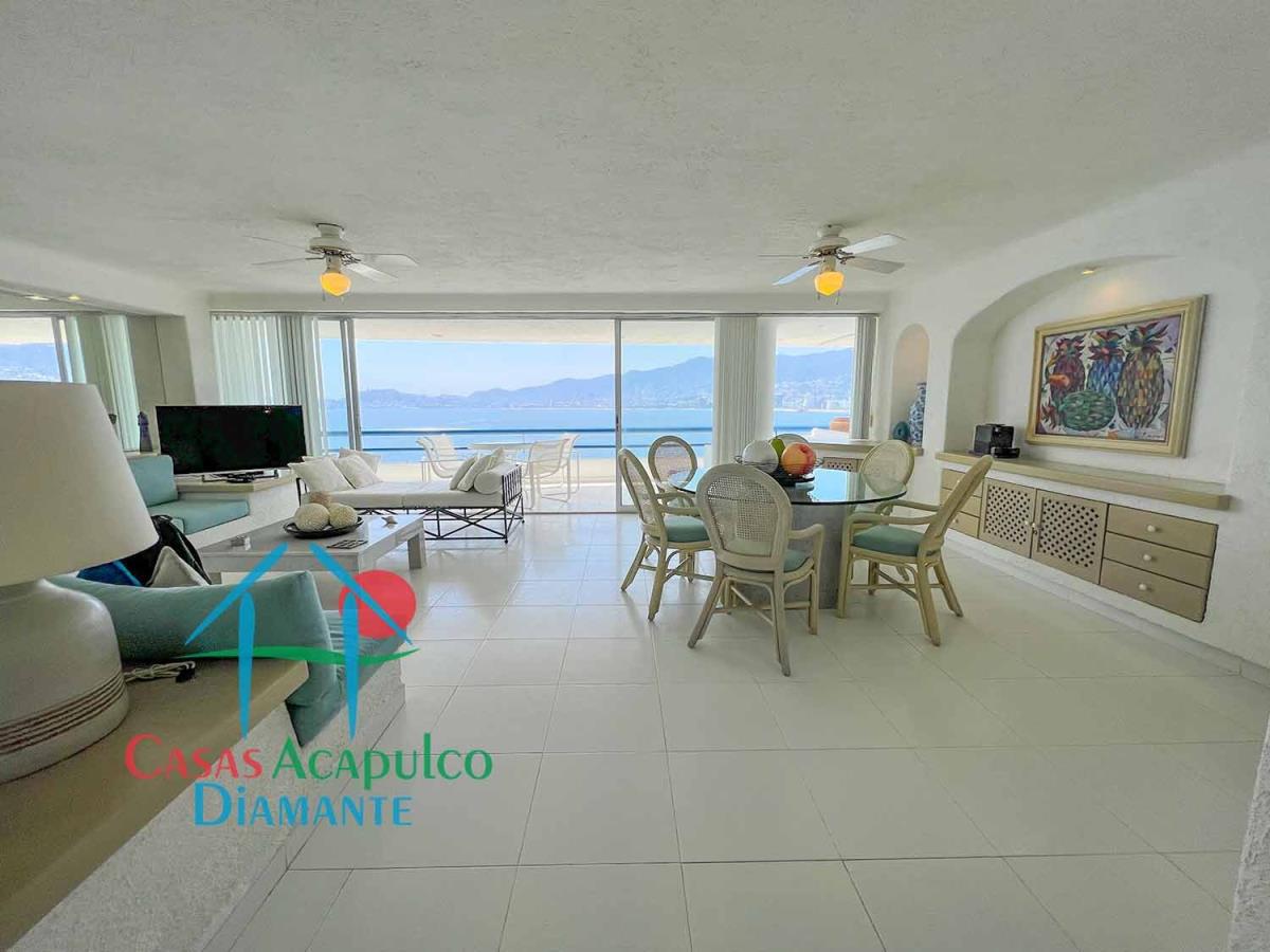 Departamento en venta en Playa Guitarrón, Acapulco de Juárez — foto 1 de 53