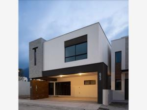 Casa en venta en Valle de Cumbres Premier, García, Nuevo León