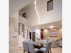 Casa en venta en Valle de Cumbres Premier, García — foto 2 de 5
