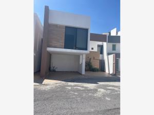 Casa en Arboledas de Loma Bella, Puebla, Puebla — foto 1 de 20