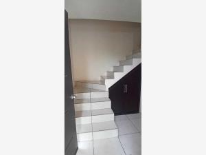 Casa en renta en Villas de San Martín, Coatzacoalcos — foto 3 de 51