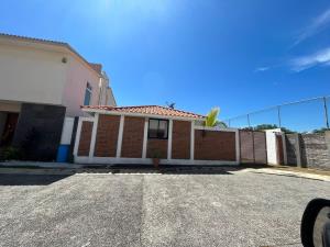 Casa en venta en El Sendero Residencial, Alvarado — foto 2 de 28