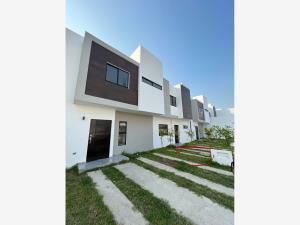 Casa en venta en Indeco Unidad, Centro, Tabasco