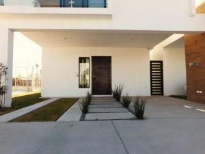 Casa en venta en Villas del Renacimiento, Torreón — foto 3 de 24