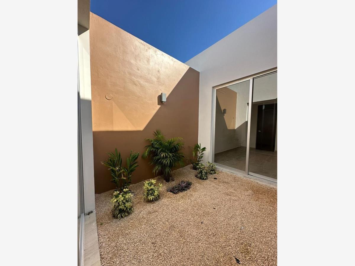 Casa en renta en Temozon Norte, Mérida — foto 1 de 13