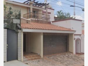 Casa en venta en Montebello, Culiacán — foto 2 de 10