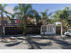 Casa en venta en Lagos de Oriente, Guadalajara — foto 2 de 12