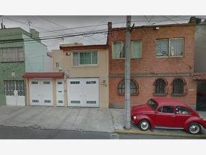 Casa en Industrial, Gustavo A. Madero, Ciudad de México