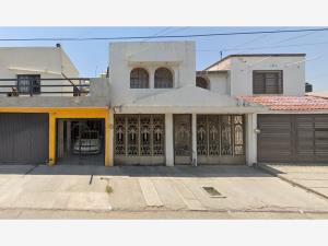 Casa en venta en Hacienda Echeveste, León — foto 2 de 9