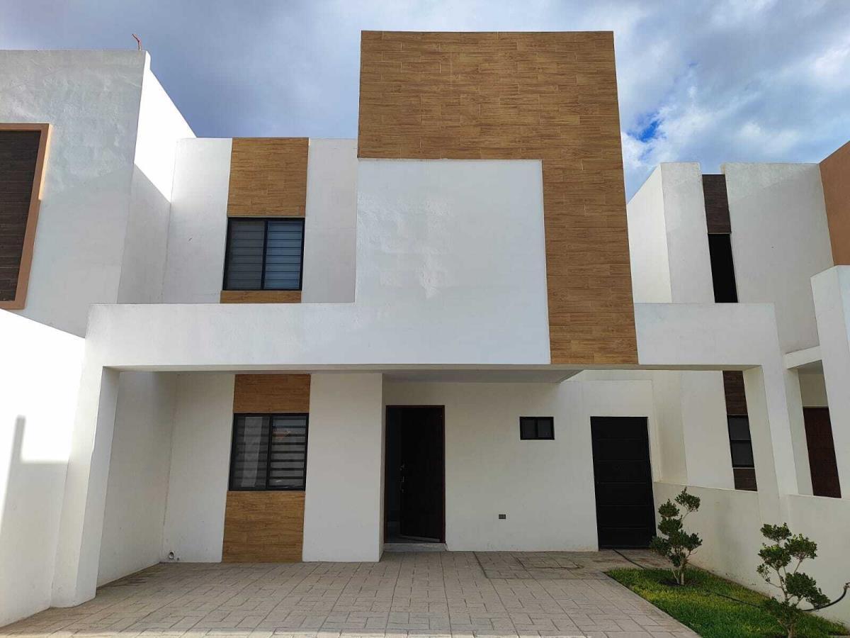 Casa en venta en Lomas de las Etnias, Torreón — foto 1 de 31