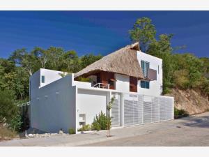 Casa en venta en Sector O, Santa María Huatulco — foto 2 de 43