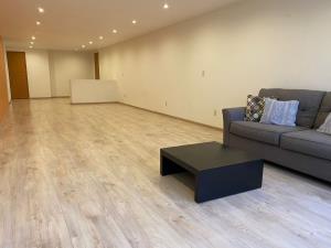 Departamento en venta en Hacienda de las Palmas, Huixquilucan — foto 3 de 27