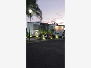 Casa en Lomas de Cocoyoc, Atlatlahucan, Morelos