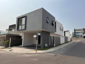 Casa en venta en Lomas de la Rioja, Alvarado — foto 2 de 22