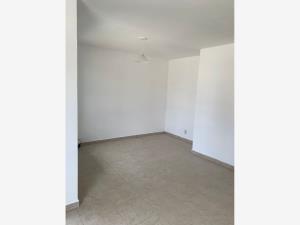 Casa en venta en Bosques de Cantabria, Toluca — foto 2 de 9