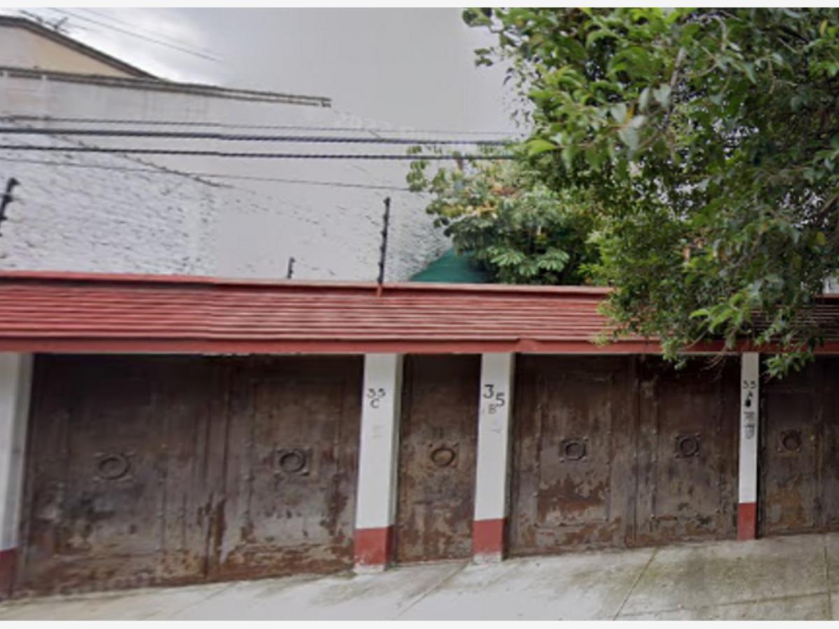 Casa en venta en Del Carmen, Coyoacán — foto 1 de 11