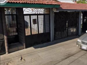 Casa en venta en Jardines de los Historiadores, Guadalajara — foto 2 de 18
