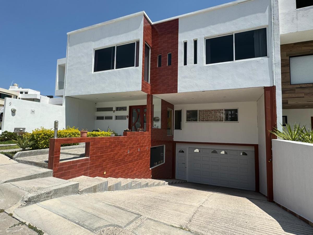Casa en venta en Cumbres del Cimatario, Huimilpan — foto 1 de 54