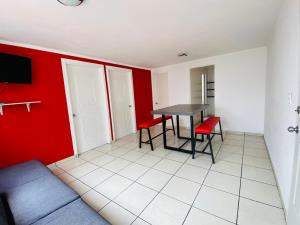 Vive en Una Zona Segura , Tranquila y Céntrica. a 800 Mts de Udlap a 2km de Uvm a 5 Km de Angelo