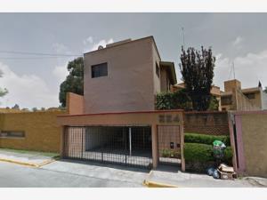 Casa en Jardines de Satelite, Naucalpan de Juárez, México