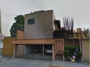Casa en venta en Jardines de Satelite, Naucalpan de Juárez — foto 2 de 9