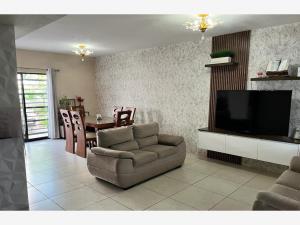 Casa en venta en Jardines de Santa Clara, Juárez — foto 3 de 11