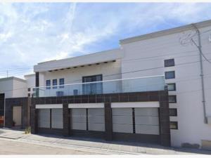 Casa en venta en Residencial Campestre la Rosita, Torreón, Coahuila de Zaragoza