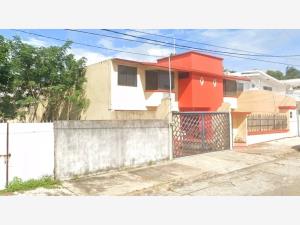 Casa en venta en Petrolera, Coatzacoalcos — foto 2 de 15