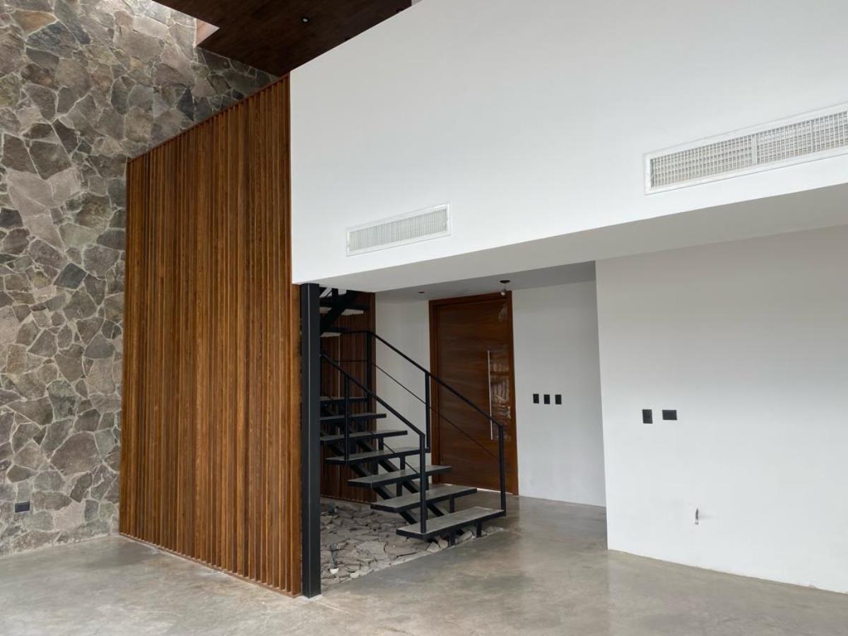 Casa en venta en Villas del Renacimiento, Torreón — foto 1 de 35