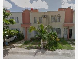 Casa en Hacienda Real del Caribe, Benito Juárez, Quintana Roo