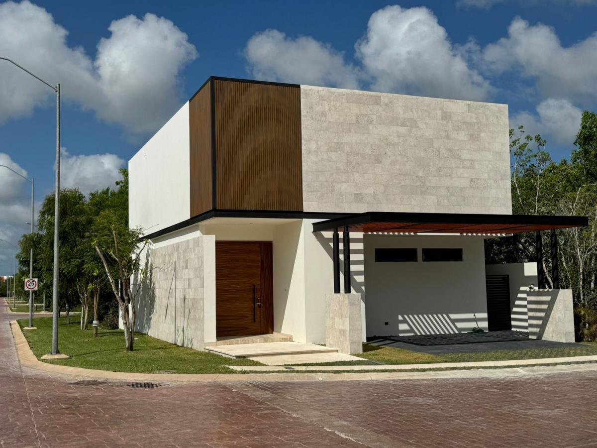 Casa en venta en Vía Cumbres Residencial, Benito Juárez — foto 1 de 18