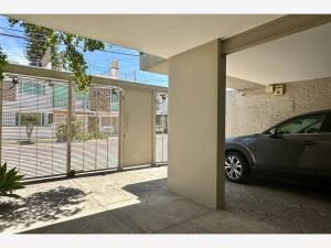 Casa en venta en Jardines del Bosque Centro, Guadalajara — foto 2 de 15