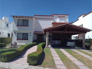 Casa en venta en Balvanera Polo y Country Club, Corregidora — foto 2 de 58