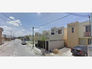 Casa en venta en Balcones de Alcala, Reynosa — foto 3 de 10