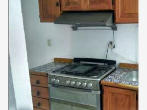 Casa en venta en Los Sauces IV, Toluca — foto 2 de 14